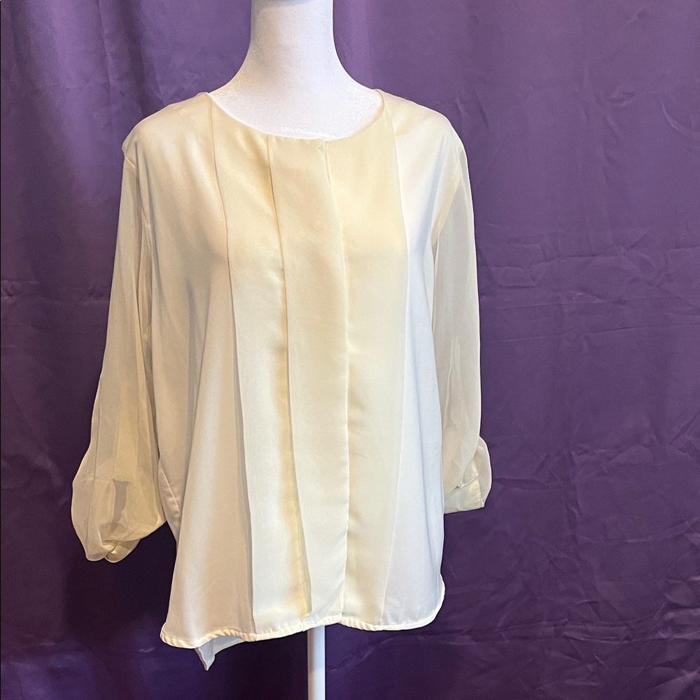 Umgee Cream Women's Blouse